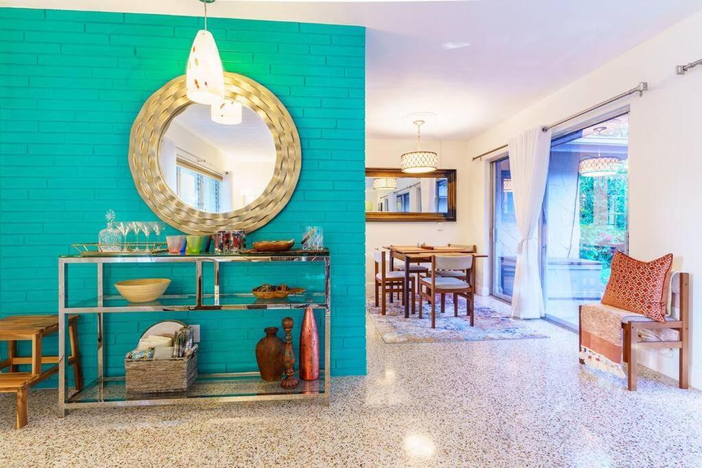 Beautiful Glam Mid-Century 1 Block From Sarasota Bay With Firepit Vila Exterior foto