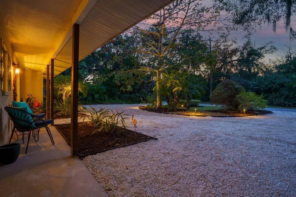 Beautiful Glam Mid-Century 1 Block From Sarasota Bay With Firepit Vila Exterior foto